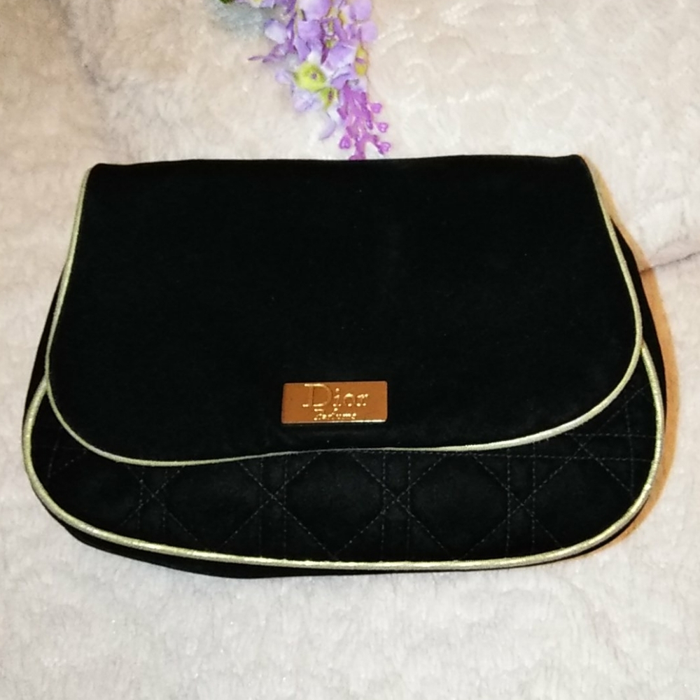 Black Velvet Quilted Bag💖 Metallic Piping - Picture 2 of 10